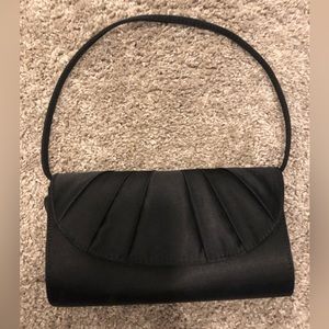 Claire’s Y2K Small Pleated Black Purse